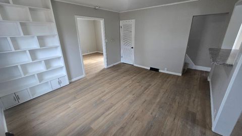 Tiny photo for 3006 Roosevelt Street, Clinton, IA 52732 (MLS # 12580075)