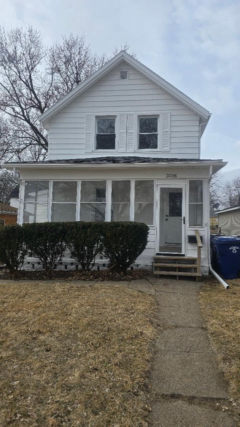 Tiny photo for 3006 Roosevelt Street, Clinton, IA 52732 (MLS # 12580075)