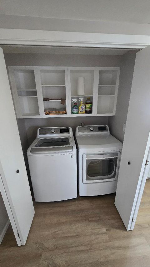 Tiny photo for 3006 Roosevelt Street, Clinton, IA 52732 (MLS # 12580075)