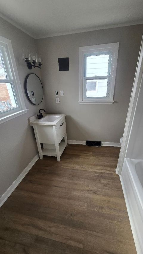 Tiny photo for 3006 Roosevelt Street, Clinton, IA 52732 (MLS # 12580075)