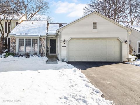 Photo of 1961 Wexford Circle, Wheaton, IL 60189 (MLS # 12531501)