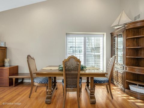 Tiny photo for 1961 Wexford Circle, Wheaton, IL 60189 (MLS # 12531501)