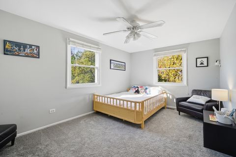 Tiny photo for 484 Chatham Circle, Buffalo Grove, IL 60089 (MLS # 12513918)