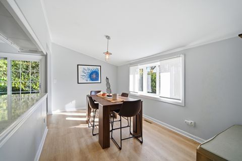 Tiny photo for 484 Chatham Circle, Buffalo Grove, IL 60089 (MLS # 12513918)