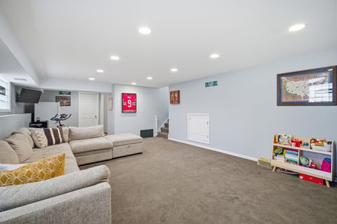 Tiny photo for 484 Chatham Circle, Buffalo Grove, IL 60089 (MLS # 12513918)