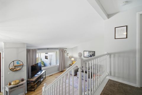 Tiny photo for 484 Chatham Circle, Buffalo Grove, IL 60089 (MLS # 12513918)