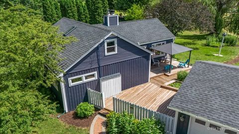 Tiny photo for 209 Eastwood Court, Barrington, IL 60010 (MLS # 12691917)