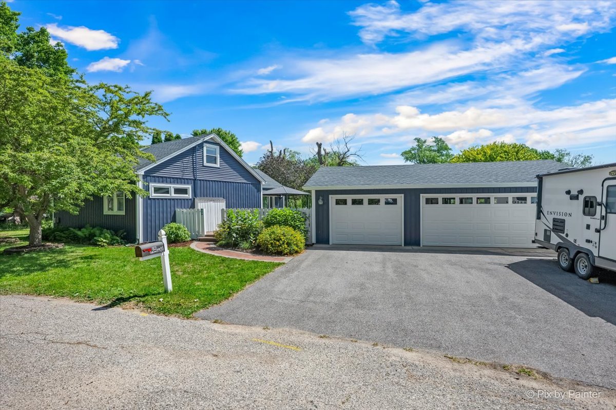 209 Eastwood Court