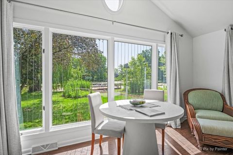 Tiny photo for 209 Eastwood Court, Barrington, IL 60010 (MLS # 12691917)