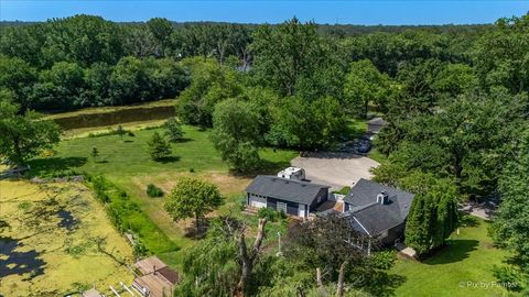 Tiny photo for 209 Eastwood Court, Barrington, IL 60010 (MLS # 12691917)