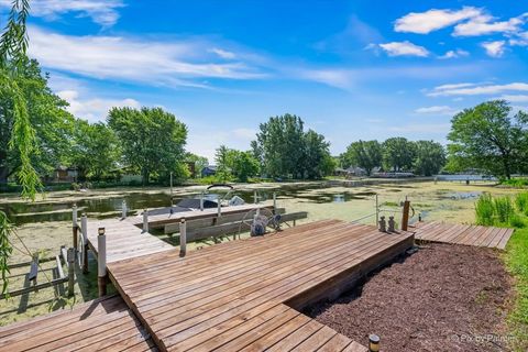 Tiny photo for 209 Eastwood Court, Barrington, IL 60010 (MLS # 12691917)