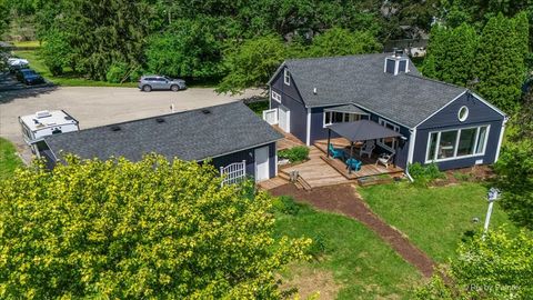 Tiny photo for 209 Eastwood Court, Barrington, IL 60010 (MLS # 12691917)