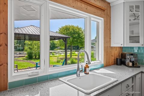 Tiny photo for 209 Eastwood Court, Barrington, IL 60010 (MLS # 12691917)