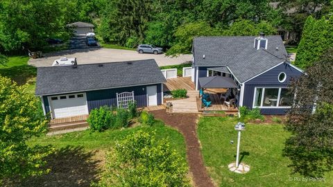 Tiny photo for 209 Eastwood Court, Barrington, IL 60010 (MLS # 12691917)