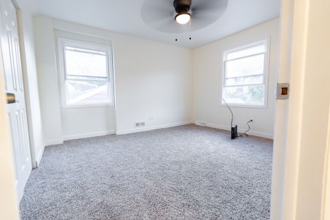 Tiny photo for 600 N Irving Avenue, Hillside, IL 60162 (MLS # 12516060)