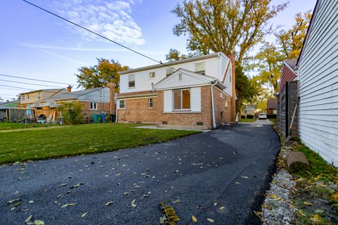 Tiny photo for 600 N Irving Avenue, Hillside, IL 60162 (MLS # 12516060)