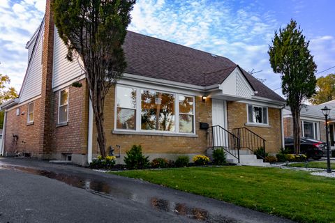 Tiny photo for 600 N Irving Avenue, Hillside, IL 60162 (MLS # 12516060)