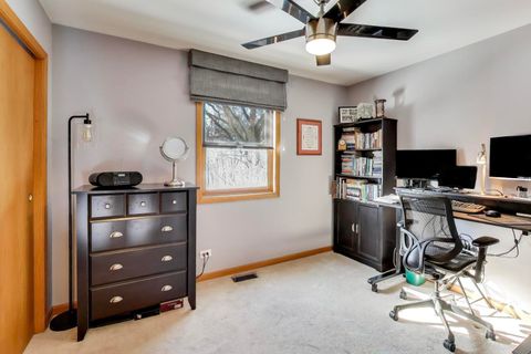 Tiny photo for 6409 Ojibwa Lane, McHenry, IL 60050 (MLS # 12549813)