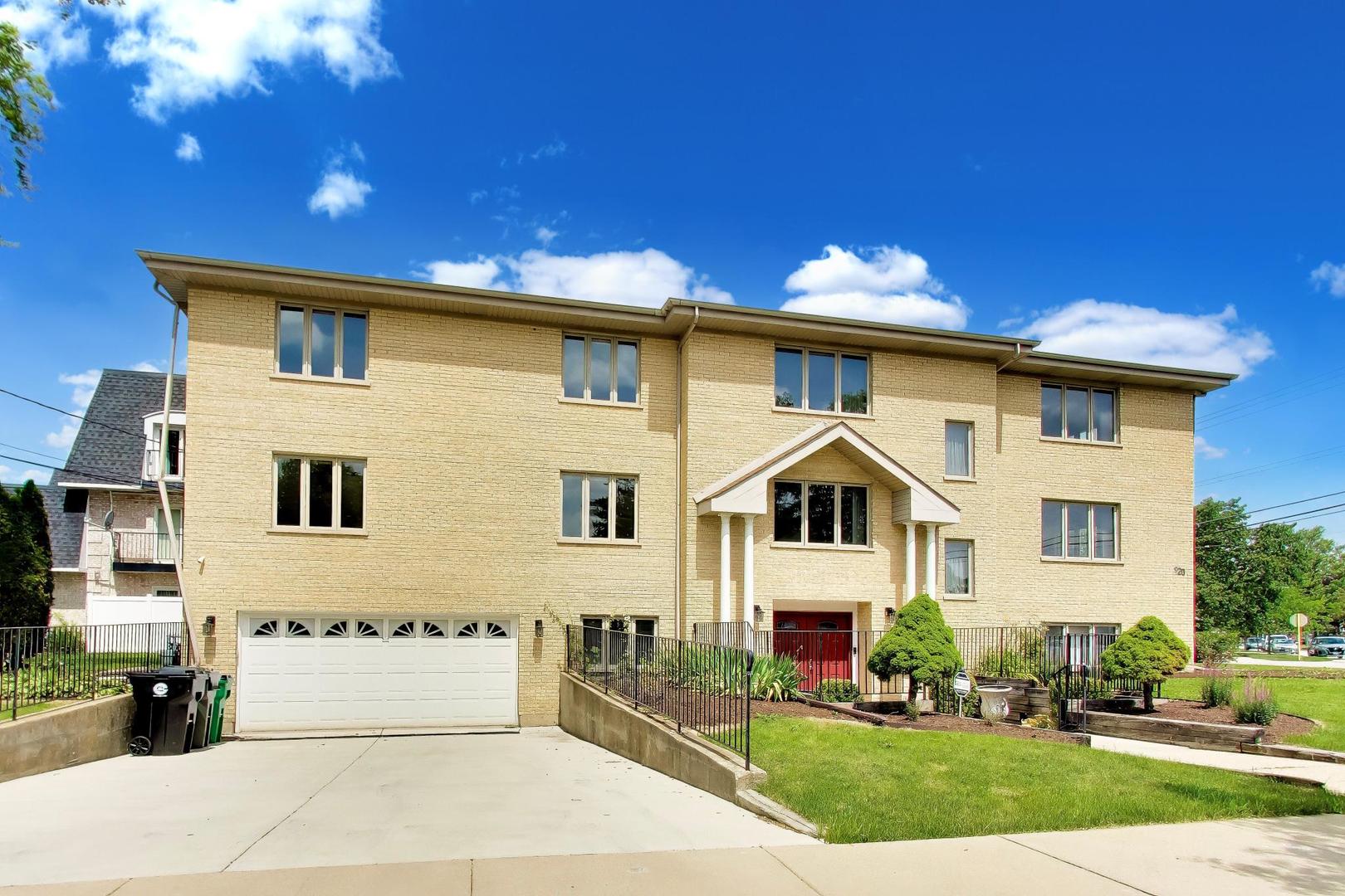 920 N Northwest Highway 2