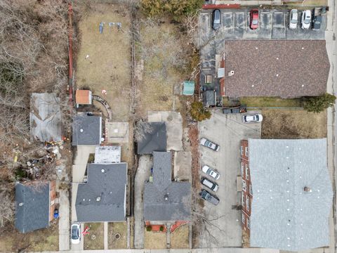 Tiny photo for 7911 45th Street, Lyons, IL 60534 (MLS # 12598590)