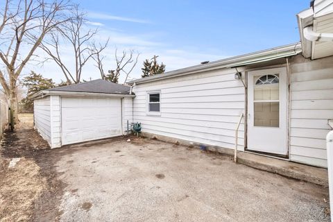 Tiny photo for 7911 45th Street, Lyons, IL 60534 (MLS # 12598590)