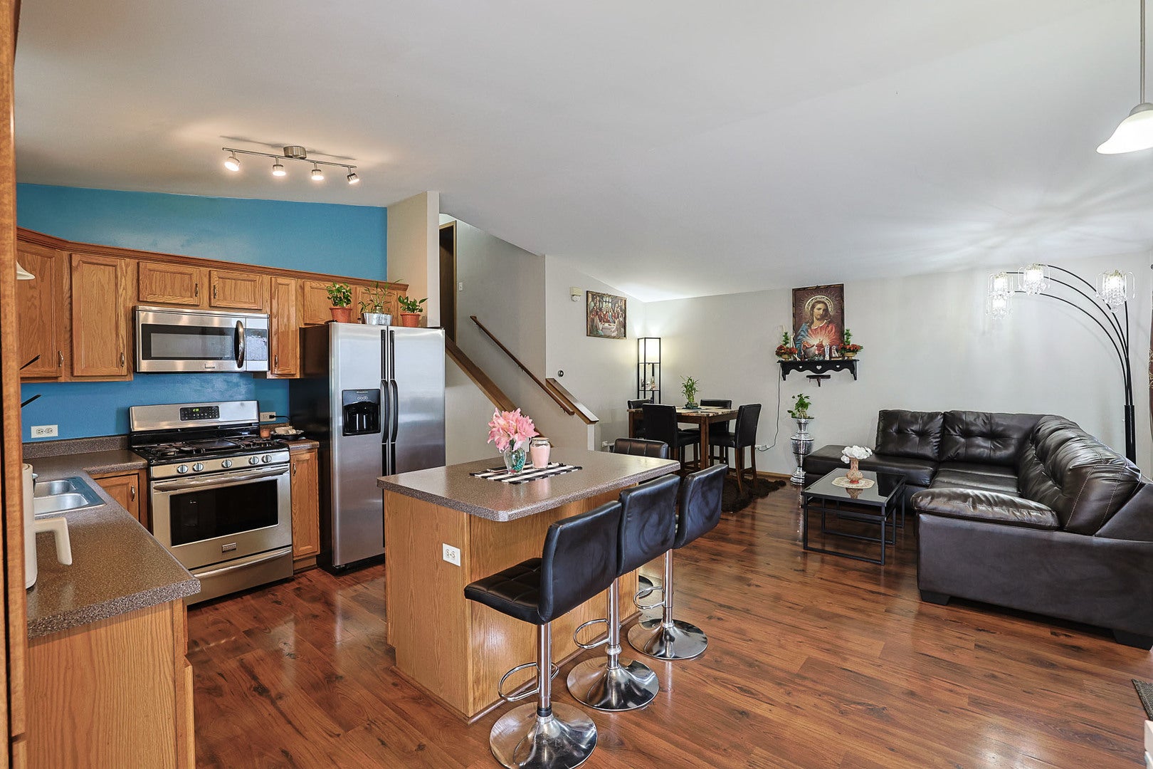 15 N Frolic Avenue