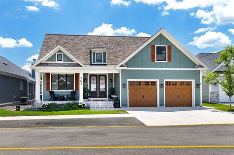 Tiny photo for 303 Leeward Way, Ottawa, IL 61350 (MLS # 12573351)