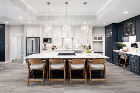 Tiny photo for 303 Leeward Way, Ottawa, IL 61350 (MLS # 12573351)