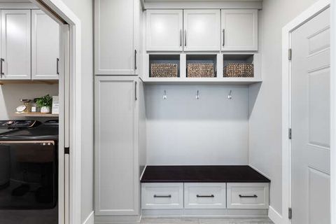 Tiny photo for 303 Leeward Way, Ottawa, IL 61350 (MLS # 12573351)