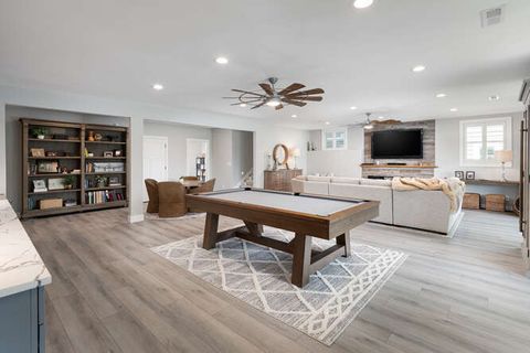 Tiny photo for 303 Leeward Way, Ottawa, IL 61350 (MLS # 12573351)