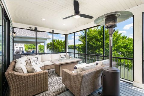 Tiny photo for 303 Leeward Way, Ottawa, IL 61350 (MLS # 12573351)