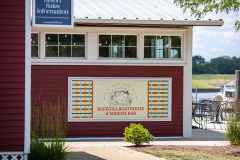 Tiny photo for 303 Leeward Way, Ottawa, IL 61350 (MLS # 12573351)