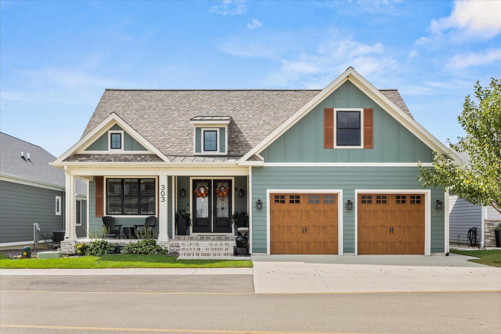 303 Leeward Way