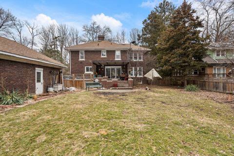 Tiny photo for 303 W Michigan Avenue, Urbana, IL 61801 (MLS # 12541690)