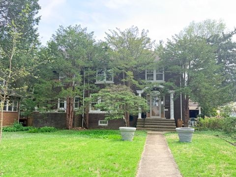 Tiny photo for 303 W Michigan Avenue, Urbana, IL 61801 (MLS # 12541690)