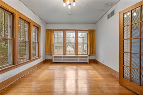 Tiny photo for 303 W Michigan Avenue, Urbana, IL 61801 (MLS # 12541690)