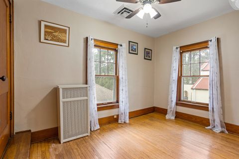 Tiny photo for 303 W Michigan Avenue, Urbana, IL 61801 (MLS # 12541690)