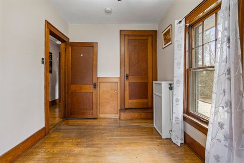 Tiny photo for 303 W Michigan Avenue, Urbana, IL 61801 (MLS # 12541690)