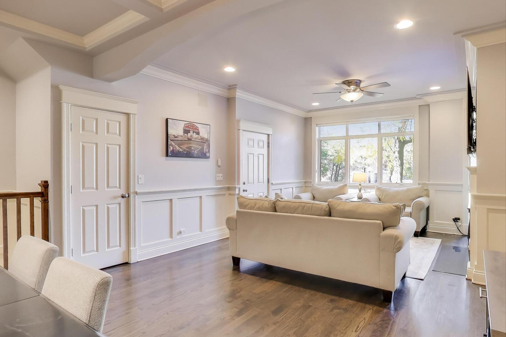 1169 W EDDY Street 101