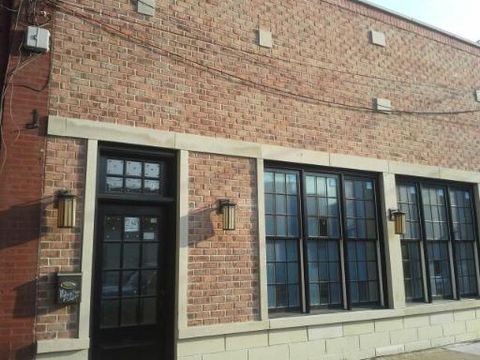 2409 W Hirsch Street Chicago IL 60622