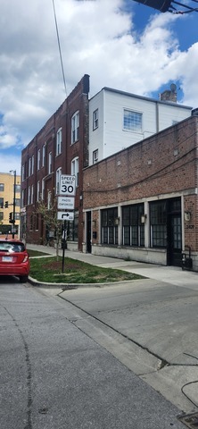 2409 W Hirsch Street