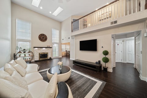 Tiny photo for 4825 Turnberry Drive, Hoffman Estates, IL 60010 (MLS # 12753085)