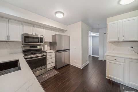 Tiny photo for 4825 Turnberry Drive, Hoffman Estates, IL 60010 (MLS # 12753085)
