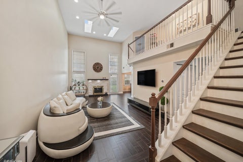 Tiny photo for 4825 Turnberry Drive, Hoffman Estates, IL 60010 (MLS # 12753085)