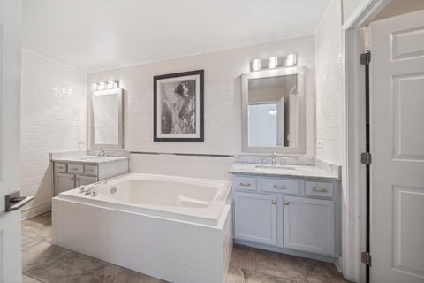Tiny photo for 4825 Turnberry Drive, Hoffman Estates, IL 60010 (MLS # 12753085)