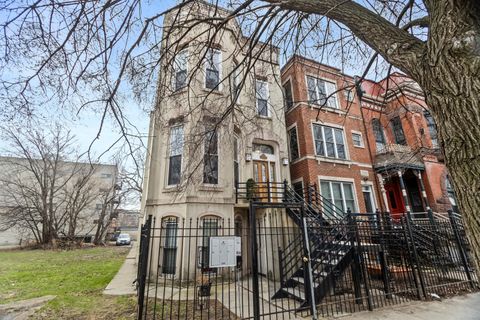 2247 W MONROE Street 3 Chicago IL 60612