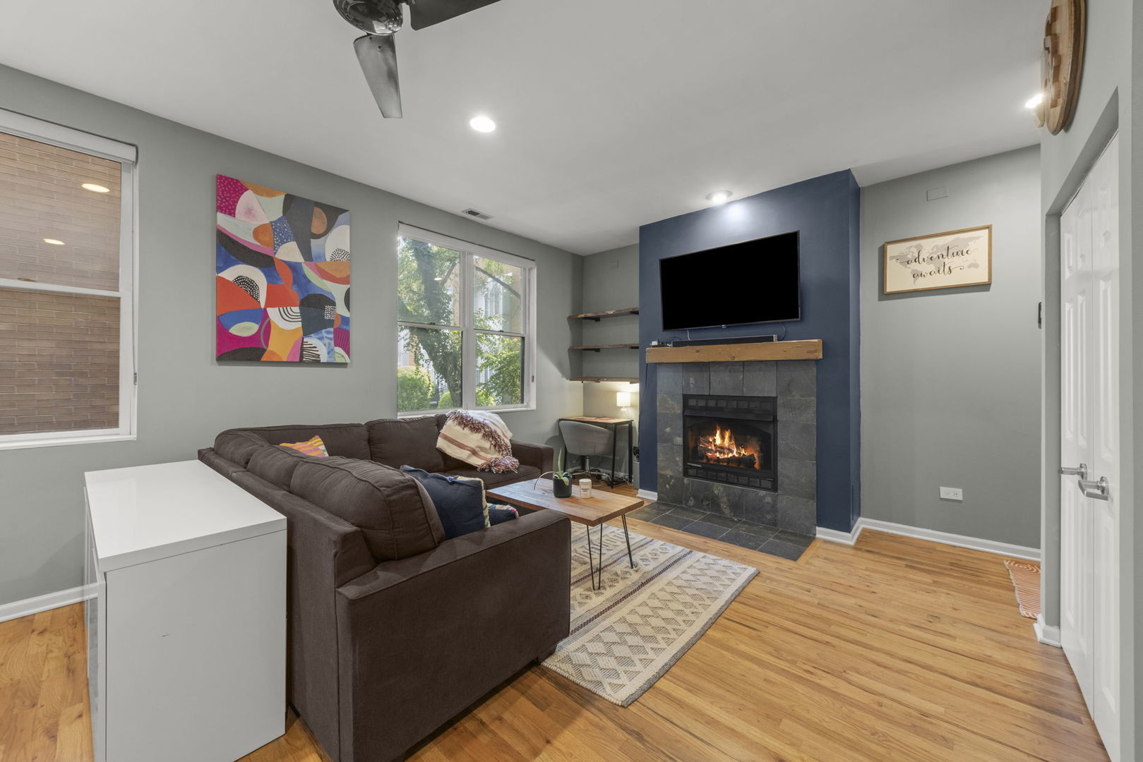 2251 W Saint Paul Avenue 2GG