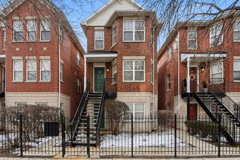 1156 N HOWE Street C Chicago IL 60610