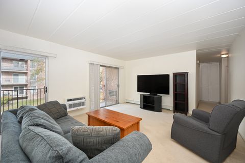 Tiny photo for Naperville, IL 60563 (MLS # 12512191)