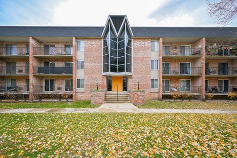 Tiny photo for Naperville, IL 60563 (MLS # 12512191)